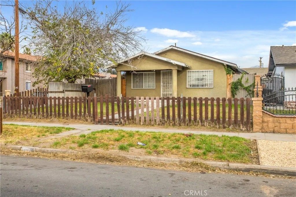 Photo of 1495 N Sierra Way, San Bernardino, CA 92405 (MLS # IG26030083)