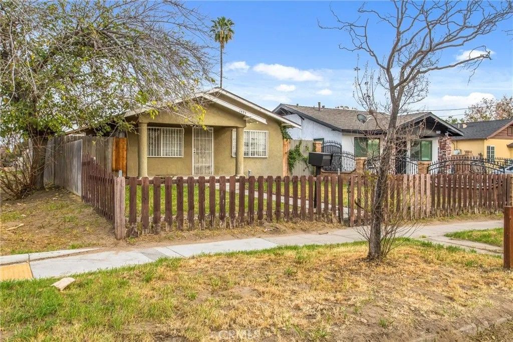 Photo of 1495 N Sierra Way, San Bernardino, CA 92405 (MLS # IG26030083)