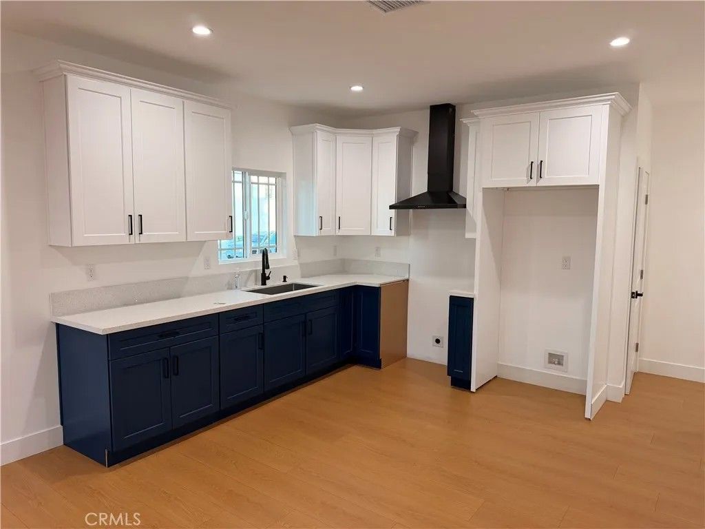 Photo of 8405 Mckinley Avenue, Los Angeles, CA 90001 (MLS # DW26089670)