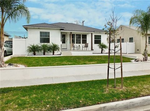 Photo of 4412 Carfax Ave, Lakewood, CA 90713 (MLS # RS26015303)