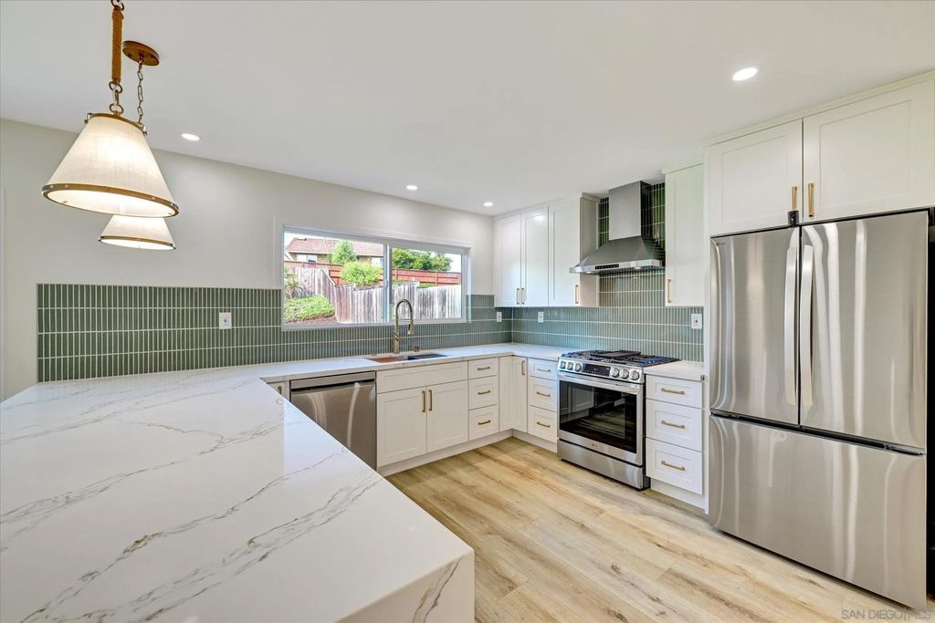 Photo of 2802 Cowley Way, San Diego, CA 92110 (MLS # 250041237)