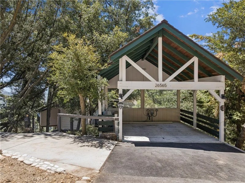 26565 Kings Court