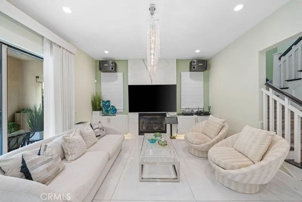 Photo of 66 Furlong, Irvine, CA 92602 (MLS # OC25270200)