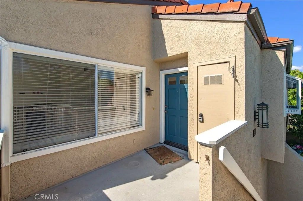 Photo of 51 Stanford Court, Irvine, CA 92612 (MLS # OC25282258)