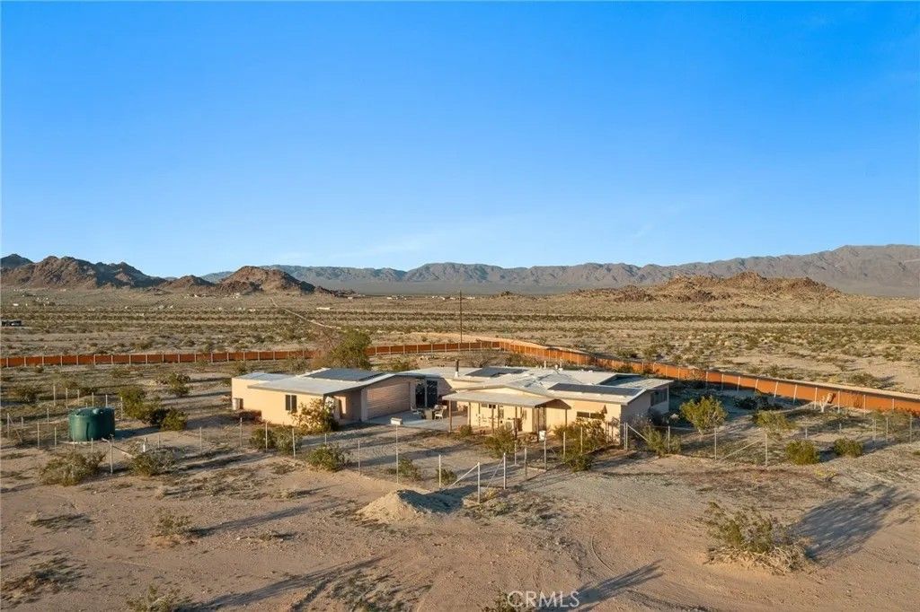 Photo of 3910 Gayley Lane, 29 Palms, CA 92277 (MLS # JT26028648)