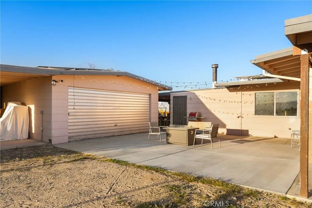 Photo of 3910 Gayley Lane, 29 Palms, CA 92277 (MLS # JT26028648)