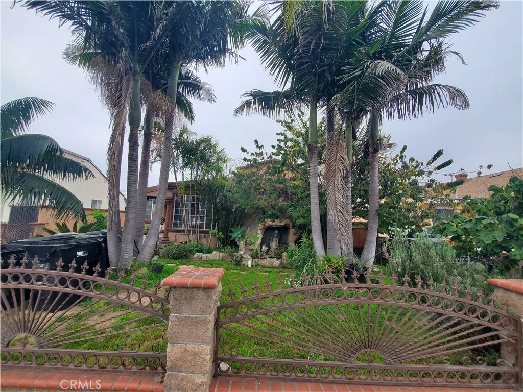 3332 Marine Avenue