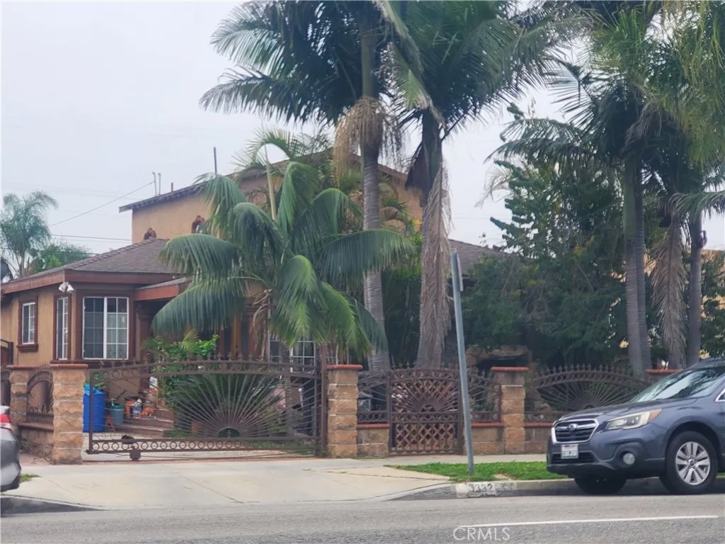 3332 Marine Avenue