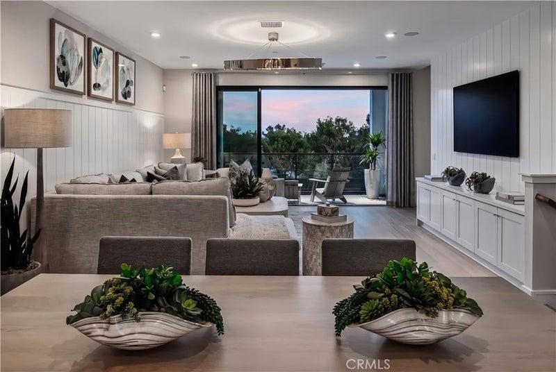 117 Sawtelle