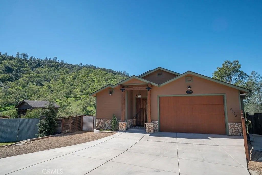 Photo of 2935 Sorrel Lane, Paso Robles, CA 93446 (MLS # NS26052327)