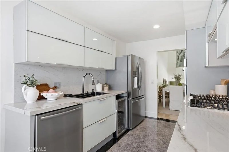 7301 Vista Del Mar B107