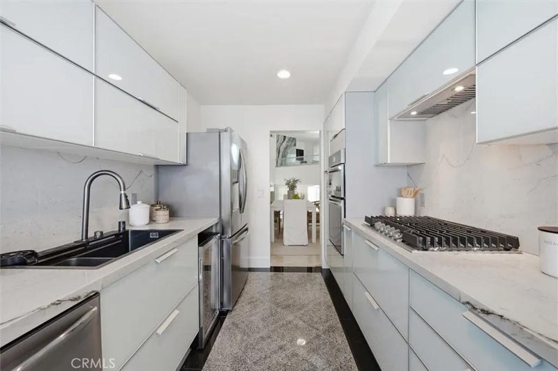 7301 Vista Del Mar B107