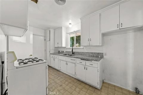 Tiny photo for 20644 Sherman Way, Winnetka, CA 91306 (MLS # WS25277808)