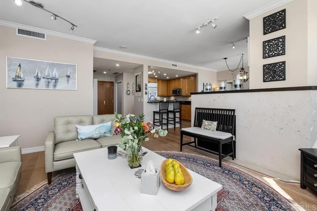700 W Harbor Drive 1703