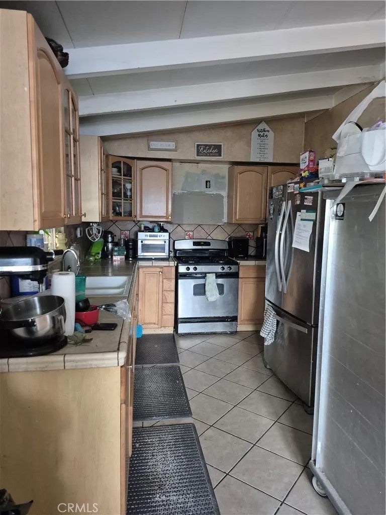 419 E Lee