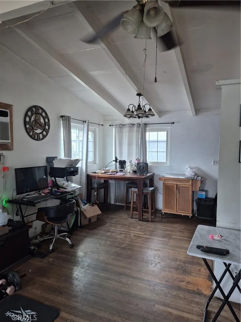 419 E Lee