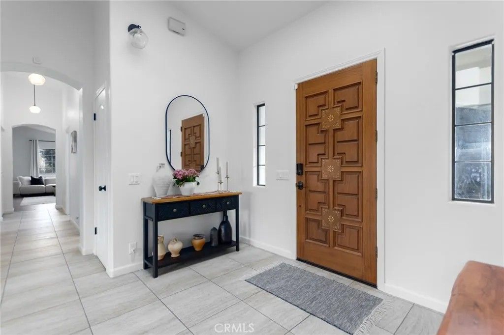 Photo of 5027 Sleeping Indian Rd, Fallbrook, CA 92028 (MLS # FR26018033)