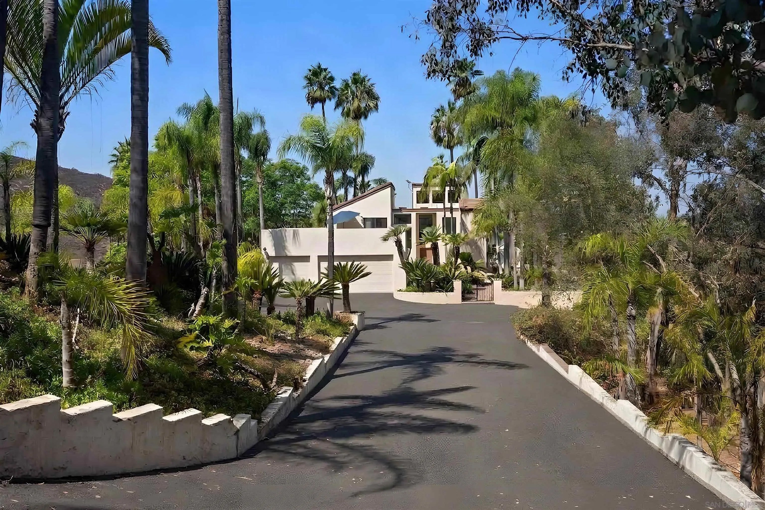13848 Jamul Drive