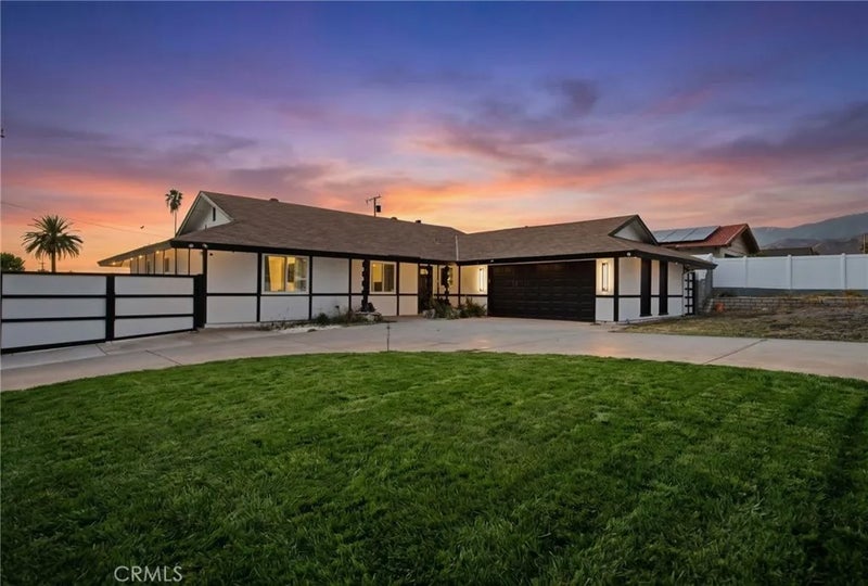 6348 Orange Knoll