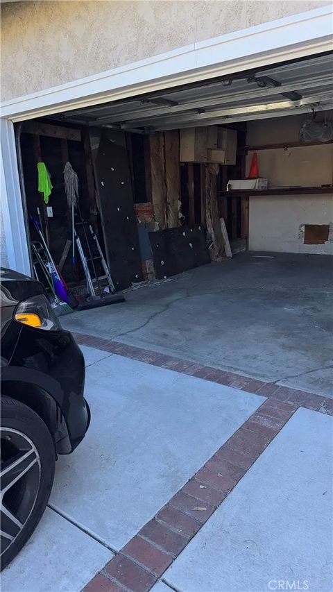 Tiny photo for 1046 W 123rd Street, County - Los Angeles, CA 90044 (MLS # SR25275520)