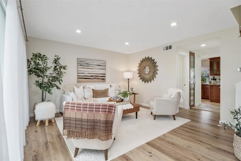 26415 Waterford