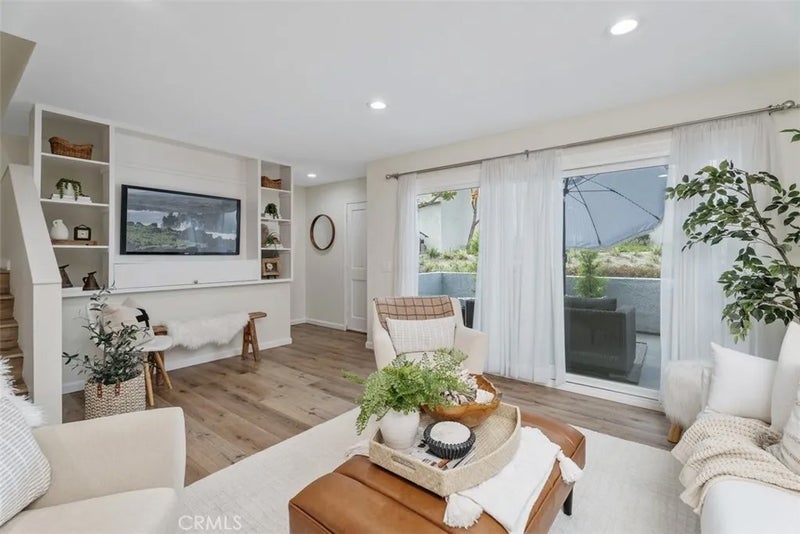 26415 Waterford