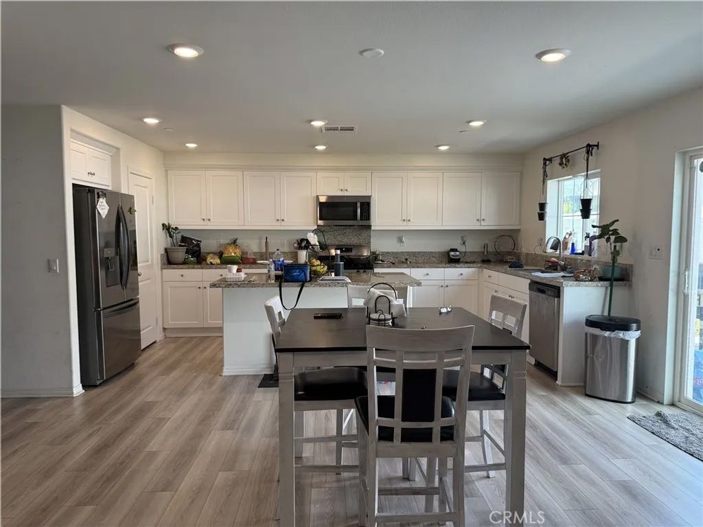 Photo of 5564 Spur Drive, Hemet, CA 92545 (MLS # SW26037122)