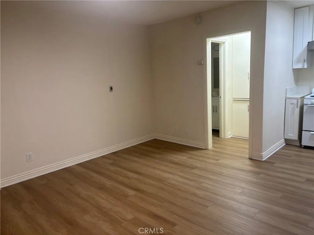 Photo of 144 W Hillsdale Street #2, Inglewood, CA 90302 (MLS # SR26033627)