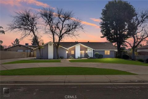 Photo of 14825 Henderson Avenue, Bakersfield, CA 93314 (MLS # PI26022568)