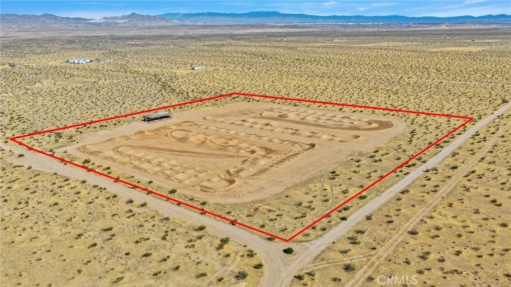 Photo of 0 Emily, Adelanto, CA 92301 (MLS # HD26131859)