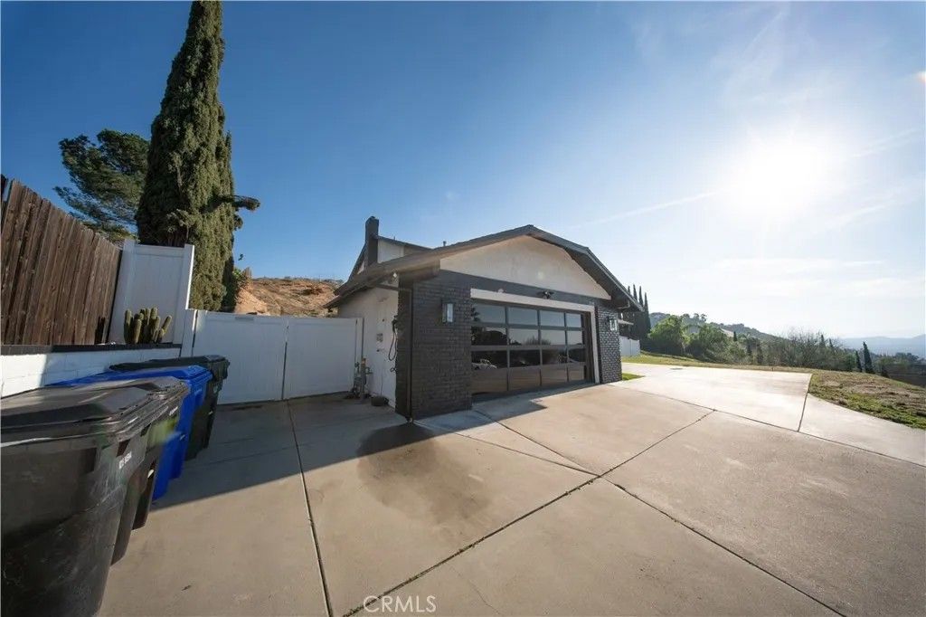 Photo of 7320 Percheron Ave, Jurupa Valley, CA 92509 (MLS # OC26012229)