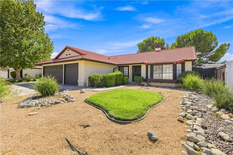 39341 Rockcliff Court