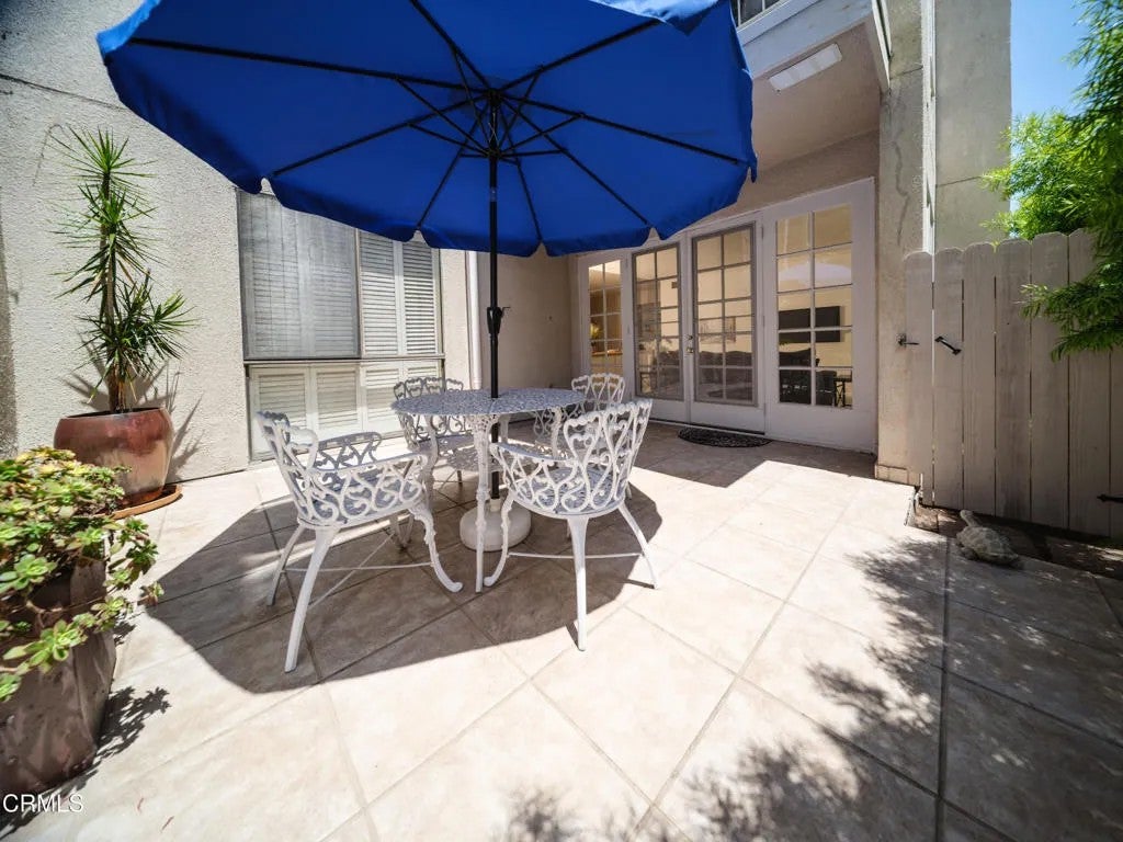 1260 S Beverly Glen Boulevard 104