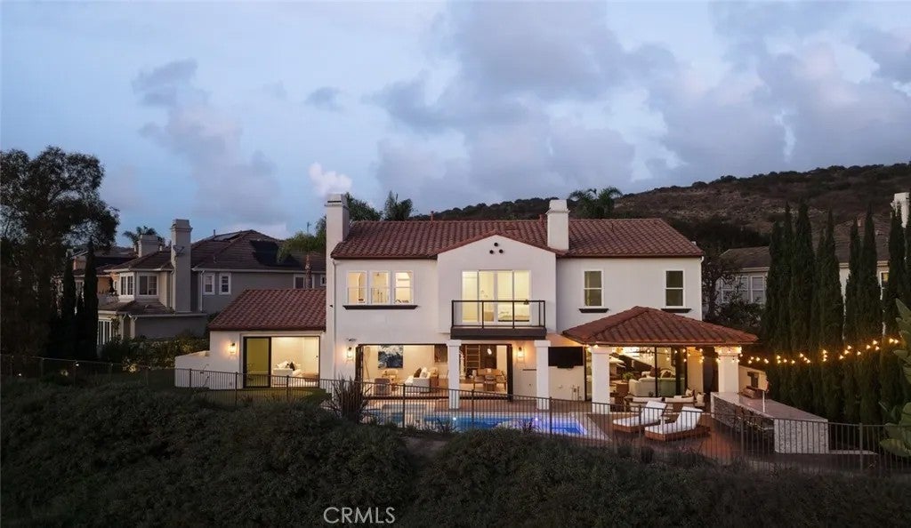 400 Camino Bandera