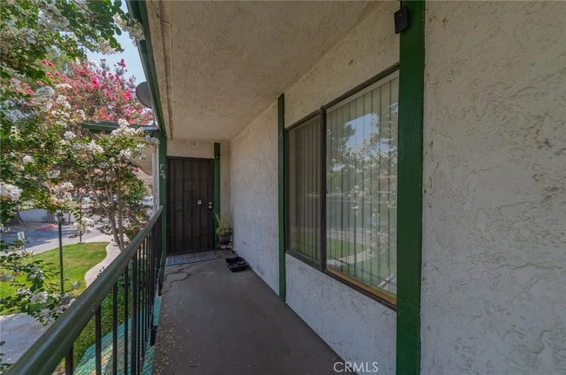 1735 E Washington Street F-26