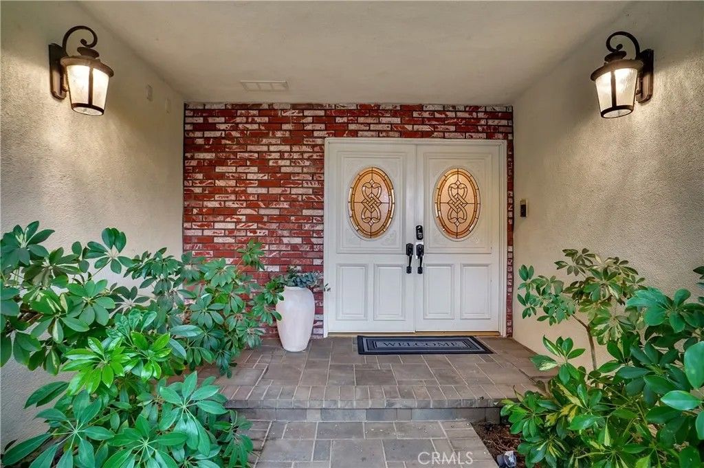 Photo of 23022 Peacock Court, Calabasas, CA 91302 (MLS # SR26019749)