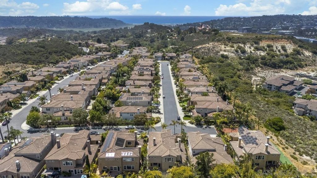 Photo of 11649 Thistle Hill Pl, San Diego, CA 92130 (MLS # 250046247)