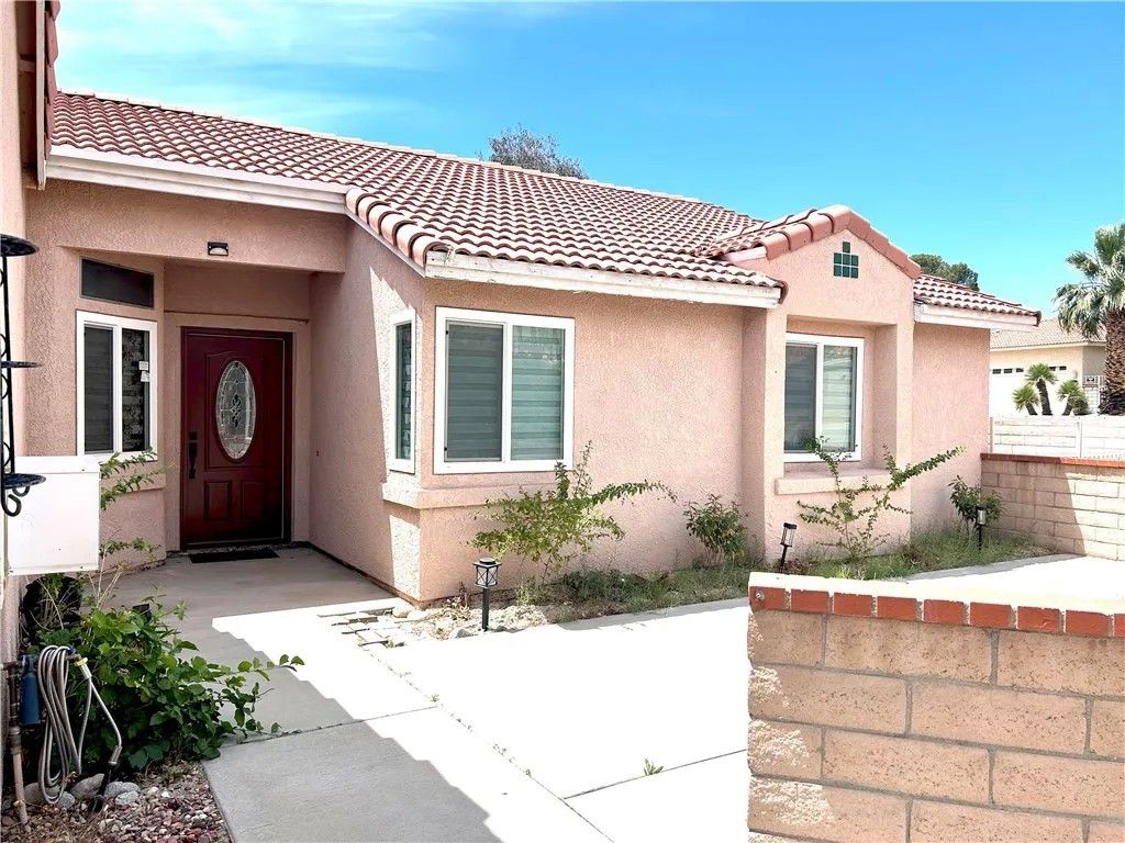 Photo of 9251 Brookline Avenue, Desert Hot Springs, CA 92240 (MLS # CV26082058)