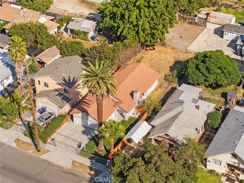Tiny photo for 977 N G St, San Bernardino, CA 92410 (MLS # IV25244290)