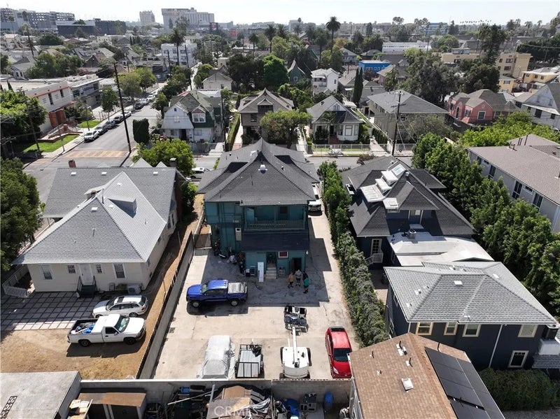2107 Oak Street