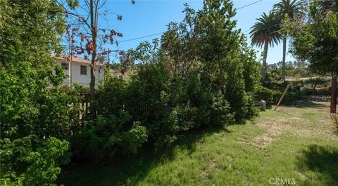 Tiny photo for 121 Via Ardilla, Palos Verdes Estates, CA 90274 (MLS # SB25244824)