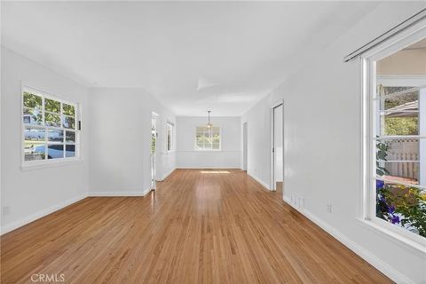 Tiny photo for 121 Via Ardilla, Palos Verdes Estates, CA 90274 (MLS # SB25244824)