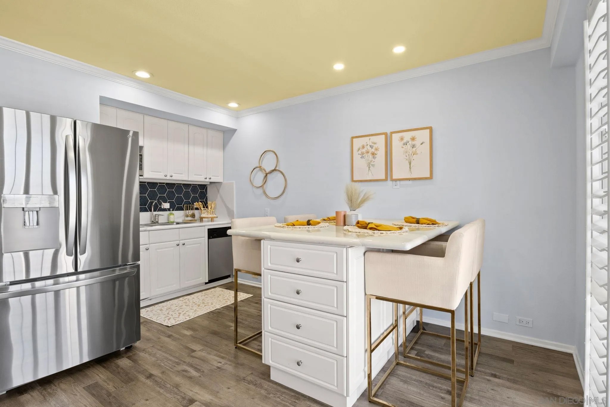 1021 Scott Street 256