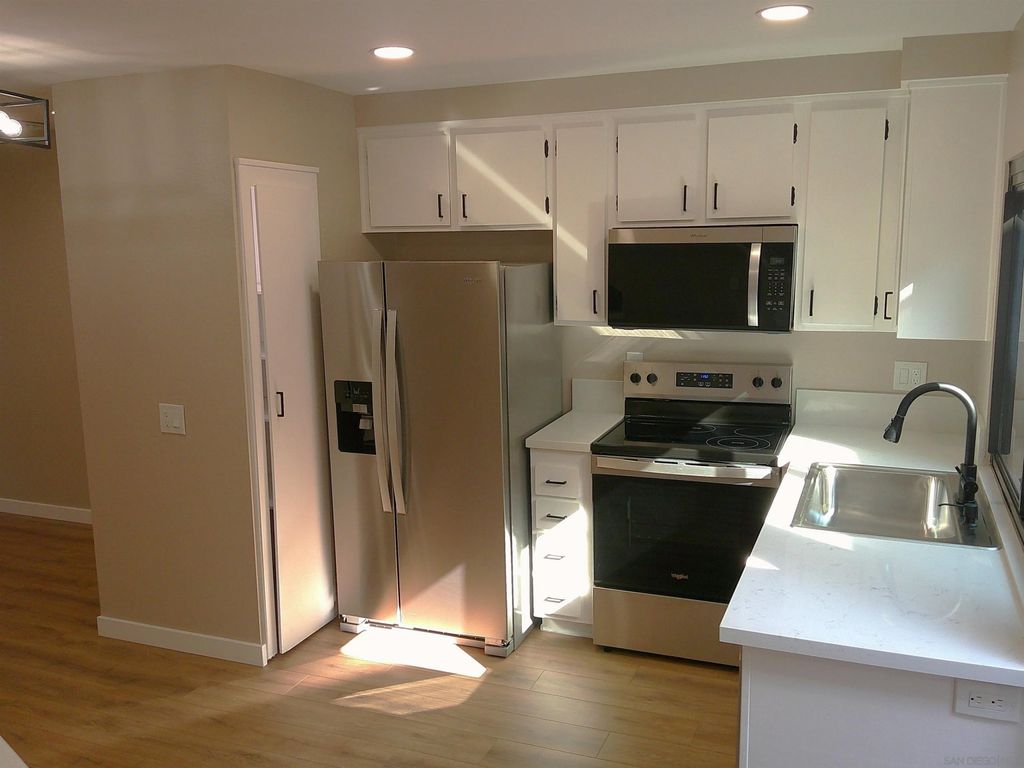 Photo of 3885 Caminito Litoral #230, San Diego, CA 92107 (MLS # 260001933)