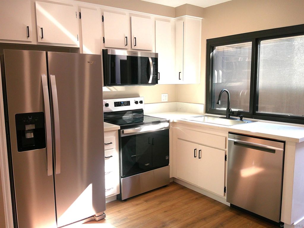 Photo of 3885 Caminito Litoral #230, San Diego, CA 92107 (MLS # 260001933)