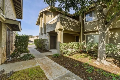 Tiny photo for 995 Amistad Pl #D, El Cajon, CA 92019 (MLS # PW26013415)