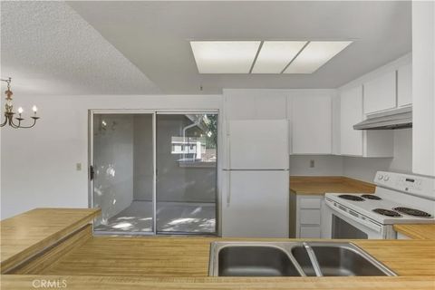 Tiny photo for 995 Amistad Pl #D, El Cajon, CA 92019 (MLS # PW26013415)