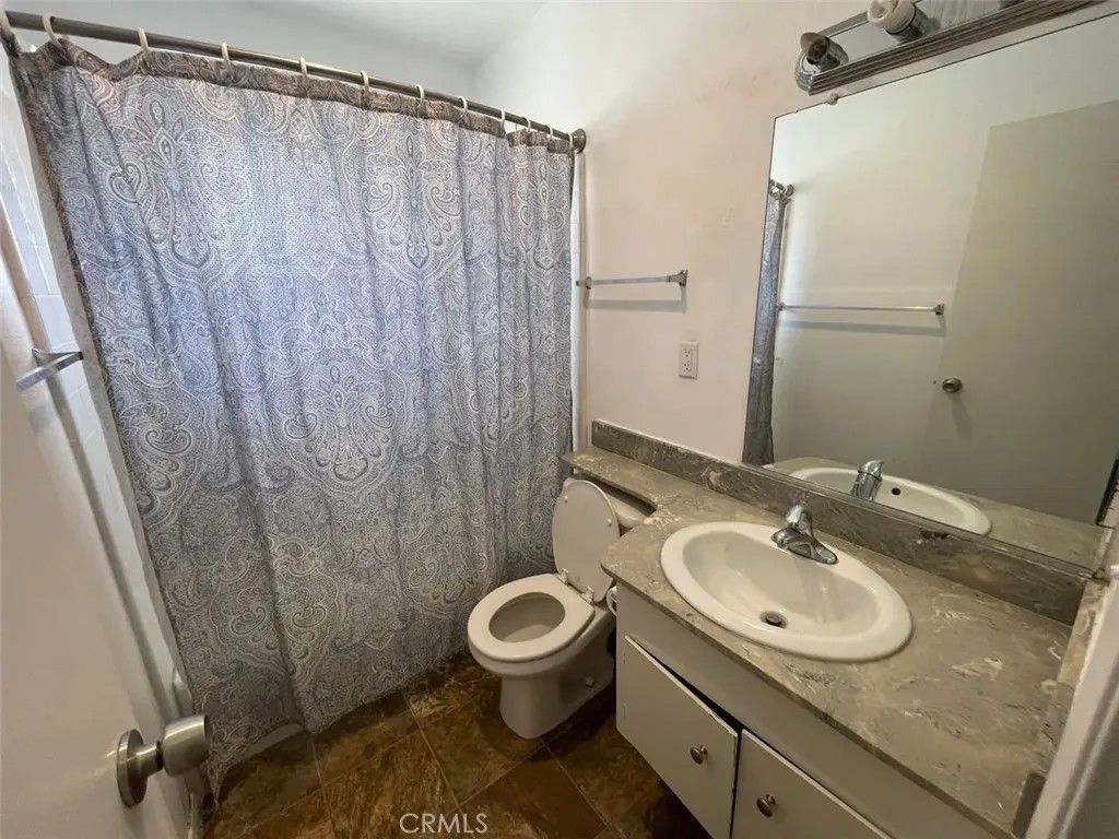 Photo of 43353 Acacia Ave, Hemet, CA 92544 (MLS # SW26013917)