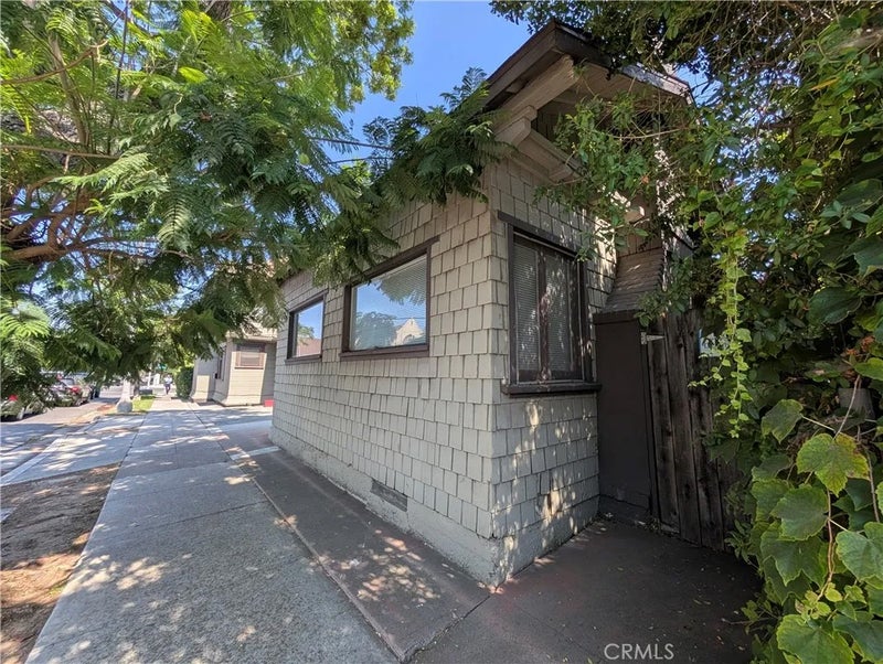 408 E Del Mar Boulevard