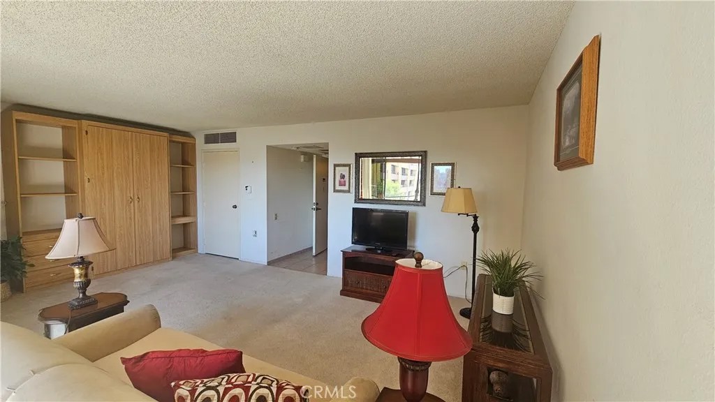 24055 Paseo Del Lago 612